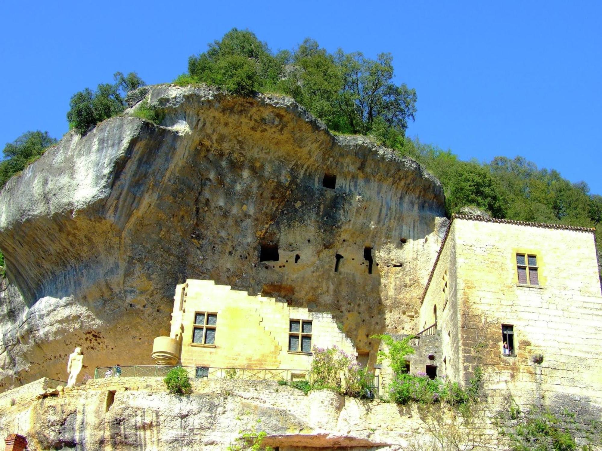 Appealing Apartment In Vezac With Swimming Pool Beynac-et-Cazenac Exterior photo